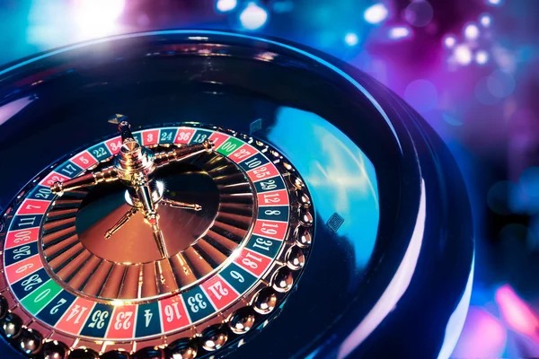 Starlight Princess cascading symbols and free-spins interface on opesia